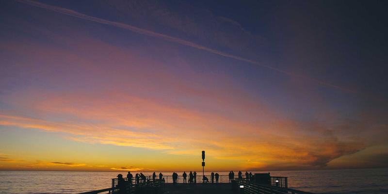 公寓与短租运营新革命：如何用智能锁实现高效自助入住与家庭安全升级