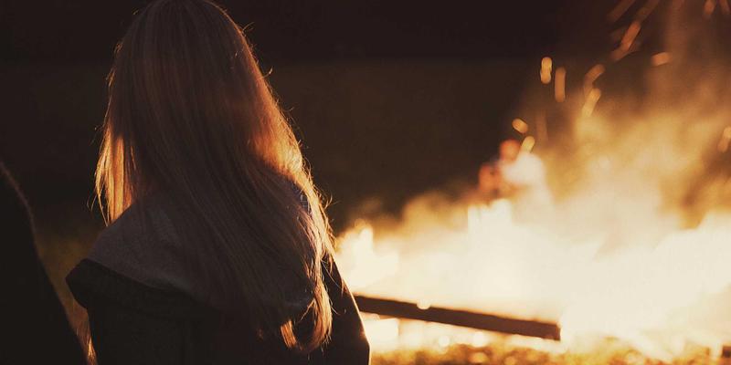 智能家居新体验：如何通过岩浆锁的北欧设计与平台对接，实现公寓短租自动化入住