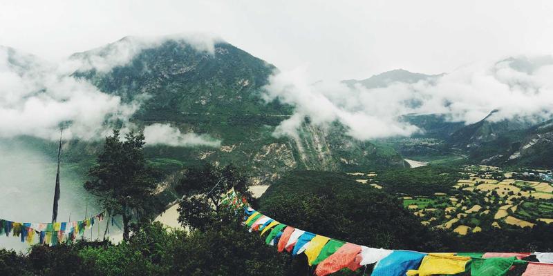 智能锁77：重新定义家居安防，岩浆锁技术引领智能安防新纪元