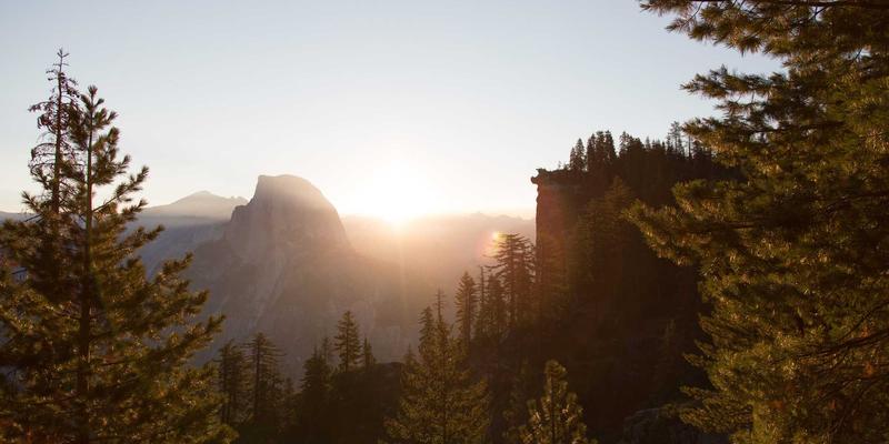 智能锁在极端天气下的稳定性测试：严寒、高温、潮湿环境下的选购要点与安防产品推荐