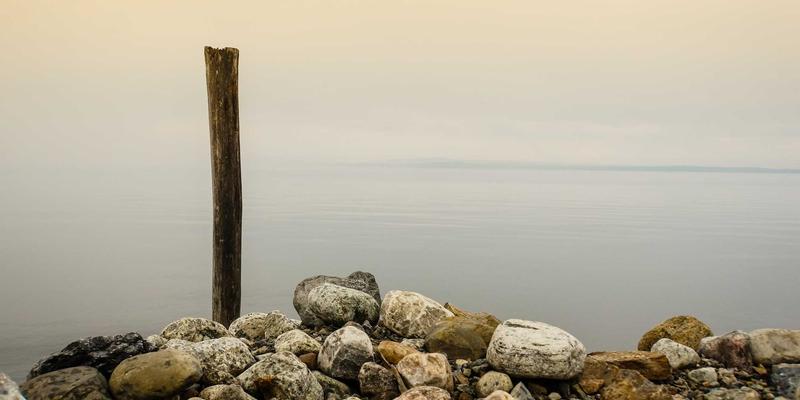 智能锁如何重塑家庭安全？三大真实案例深度解析安防产品新趋势